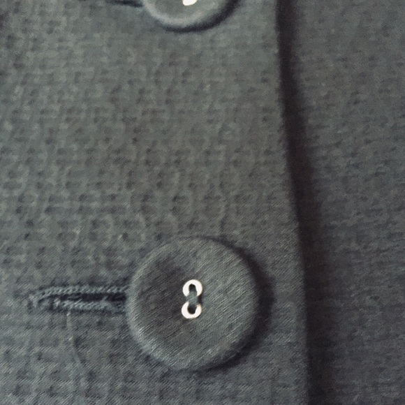 ⭐️Host Pick⭐️Holt Renfrew fitted black blazer - Picture 8 of 10